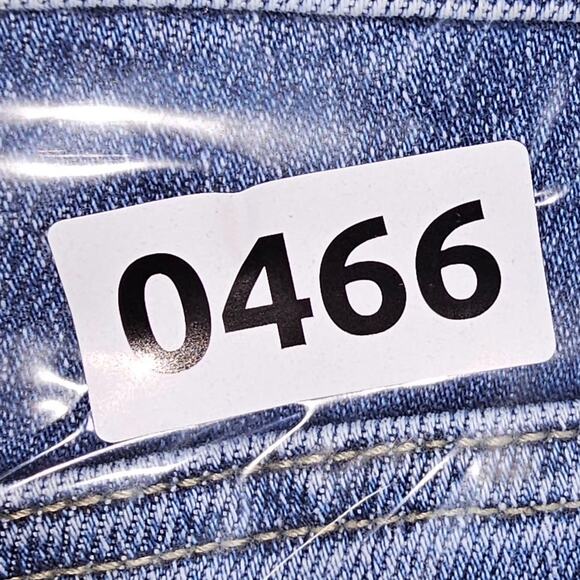 NWT Kancan High Rise, Wide Leg,  Medium Wash, Stretchy Jean 13/30 - Picture 12 of 12